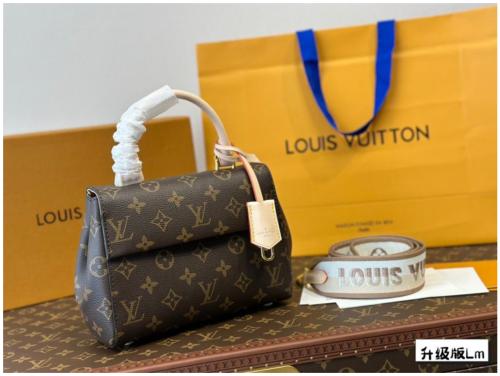 شنطة لويس فيتون كلوني