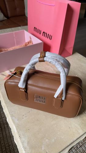 شنطة مياو مياو