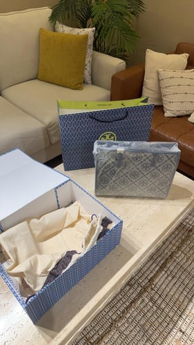 شنطة توري بورش