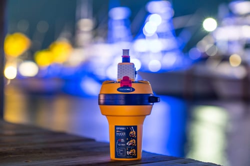 جهاز استغاثة بريطاني بحري rescueME EPIRB1