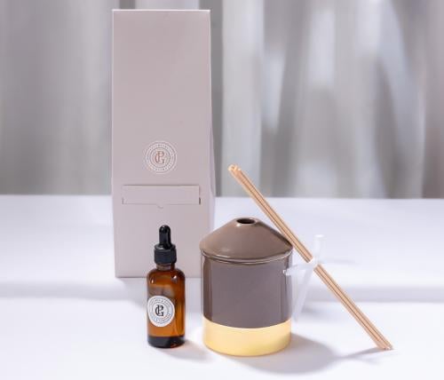 توزيعات العيد الفوّاحات الذهبيّه