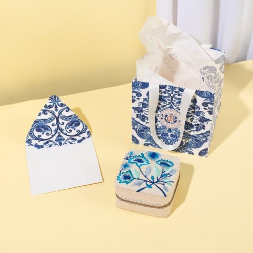 منظم المجوهرات الأزرق