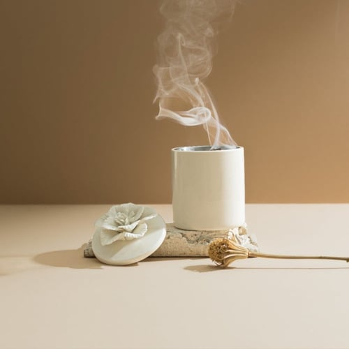 مبخرَة عُود | أبيض