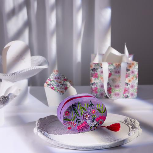 منظم مجوهرات ( الخُـزامى)