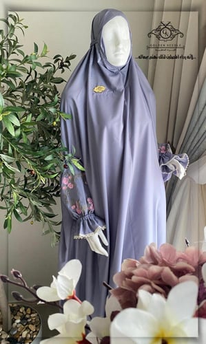 طقم صلاة بلباس موديل عادي مطرز زهور البنفسج