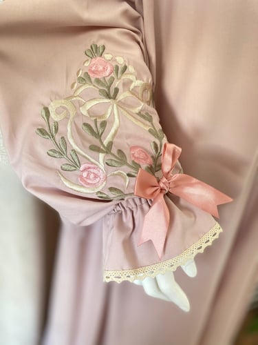 طقم صلاة بلباس موديل عادي مطرز