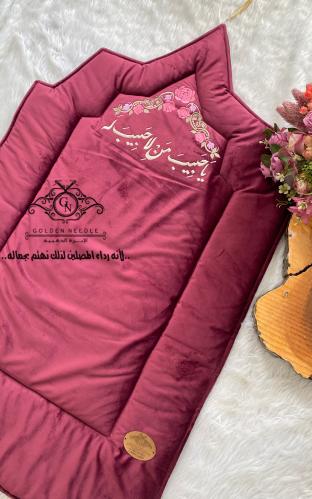 سجادة صلاه المحراب ياحبيب من لا حبيب له