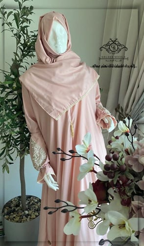 لباس صلاة بطرحة مطرز بلا سجاده