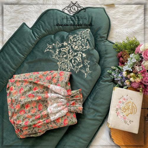 طقم صلاة بلباس موديل عادي بدون المصحف