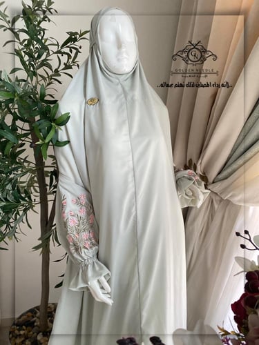 لباس صلاة عادي مطرز بدون السجادة