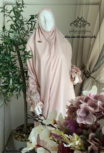 لباس صلاة عادي مطرز بدون السجادة