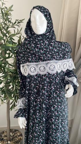 لباس بطرحة أسود