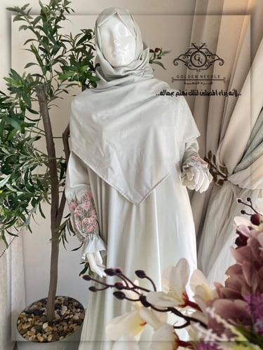 لباس صلاة بطرحة مطرز بلا سجاده