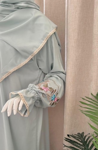 لباس صلاة بطرحة مطرز