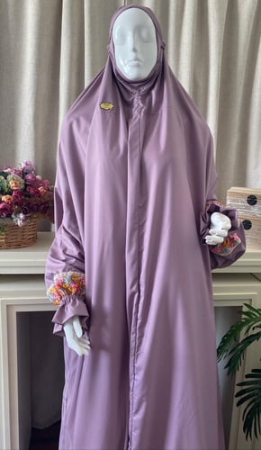 لباس صلاة عادي بنفسجي
