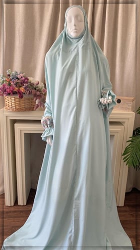 لباس صلاة عادي سماوي