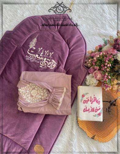 طقم صلاة (لؤلؤه) بلباس موديل عادي بلا المصحف