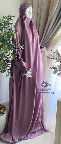 طقم صلاة بلباس موديل عادي مطرز زهور البنفسج
