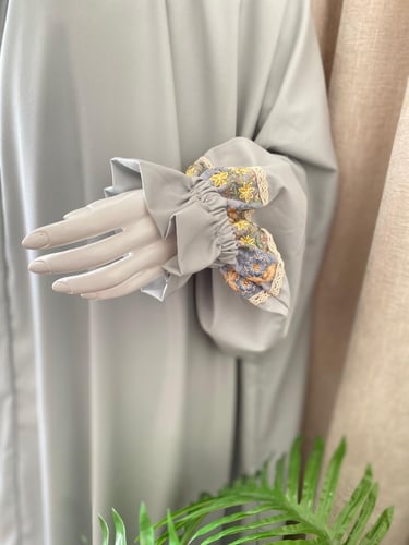 طقم صلاة بلباس موديل عادي وسجادة عهد