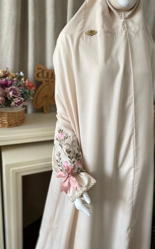 طقم صلاة بلباس موديل عادي وسجادة عهد