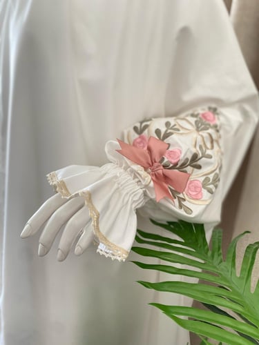 لباس صلاة عادي مطرز بمنتهى الجمال سكري