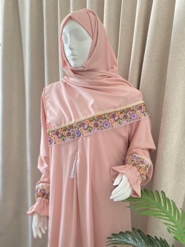 لباس صلاة بطرحة