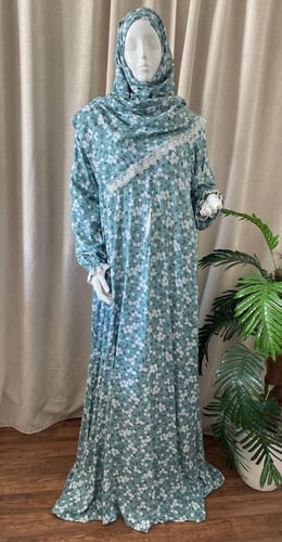 لباس صلاة بطرحة