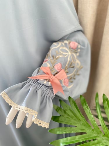 لباس صلاة عادي مطرز بتطريز بمنتهى الجمال