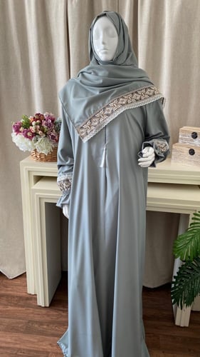 لباس صلاة بطرحة