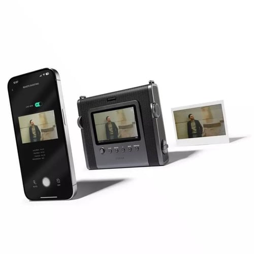 كاميرا وطابعة فوجي فيلم إنستاكس وايد ايفو الهجينة...