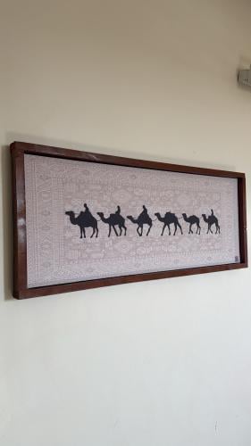 لوحة جدارية - قافلة الجمال