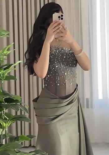 فستان سهرة زيتي مطرز بالكريستال اللامع