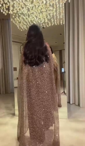 جمبسوت سهرة أنيق بكاب لامع