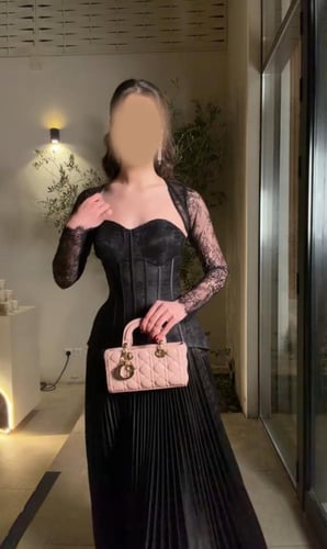 فستان "نايت شادو" كورسيه دانتيل وتنورة بليسيه