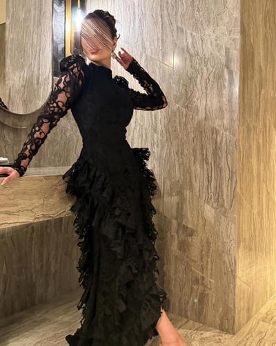 فستان أسود دانتيل فاخر بكشكاش راقٍ
