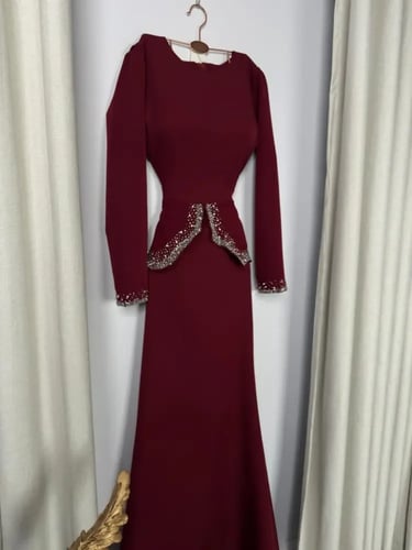 فستان "سيلينا" المخملي الملكي