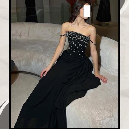 فستان سهرة أسود كورسيه مرصع بالكريستال