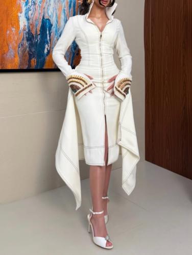 فستان أبيض أنيق بسحاب وقصة عصرية