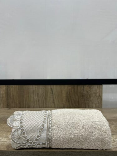 منشفه مطرزة تركي 50×30 سم