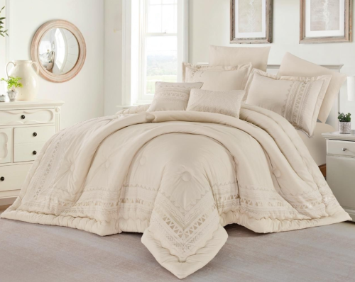 طقم مفرش سرير مطرز مايكرو ناعم لون بيج