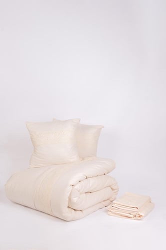 طقم مفرش عرائس قطن 8 قطع بيج