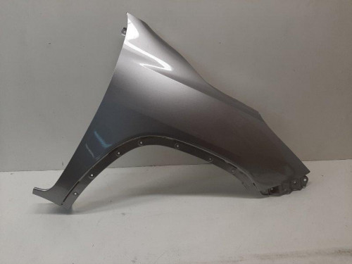 رفرف فورتشنر 2021/2022 يمين اصلي 53801-KK020