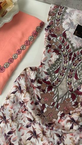 مخور فخم مطرز مع الطرحه Dg1