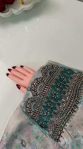 حرير عربي مطرز كرستال ar8h