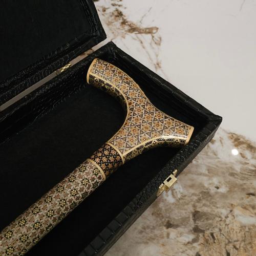 عصا بالفسيفساء و نحاس عمل يدوي فخم