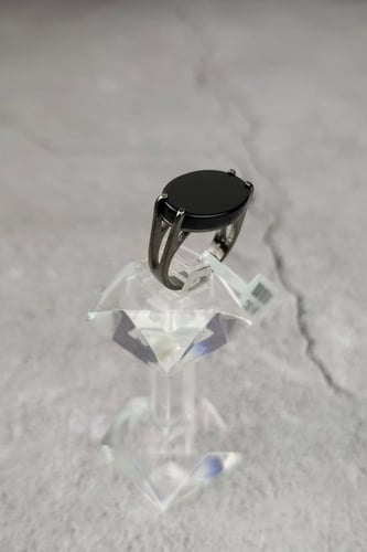 خاتم فضه ملكي اسود مع اونكس