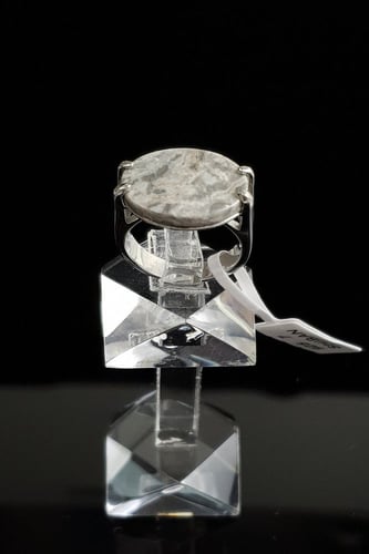 خاتم ملكي فضه