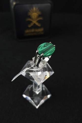 خاتم ملكي اخضر فضه