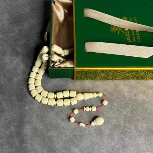 سبحة كورة بلياردو ابيض