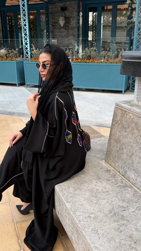Abaya with embroidery and shaliki inserts with cord, story, half Beshṭ, Internet fabric